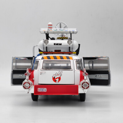 HOT WHEELS X5470 1/18 Cadillac Ghostbusters II ECTO 1A Elite