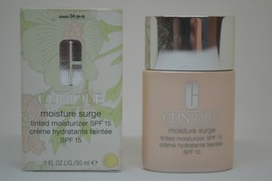 clinique moisture surge spf 15