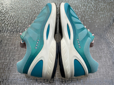 ECCO Women display picture 3