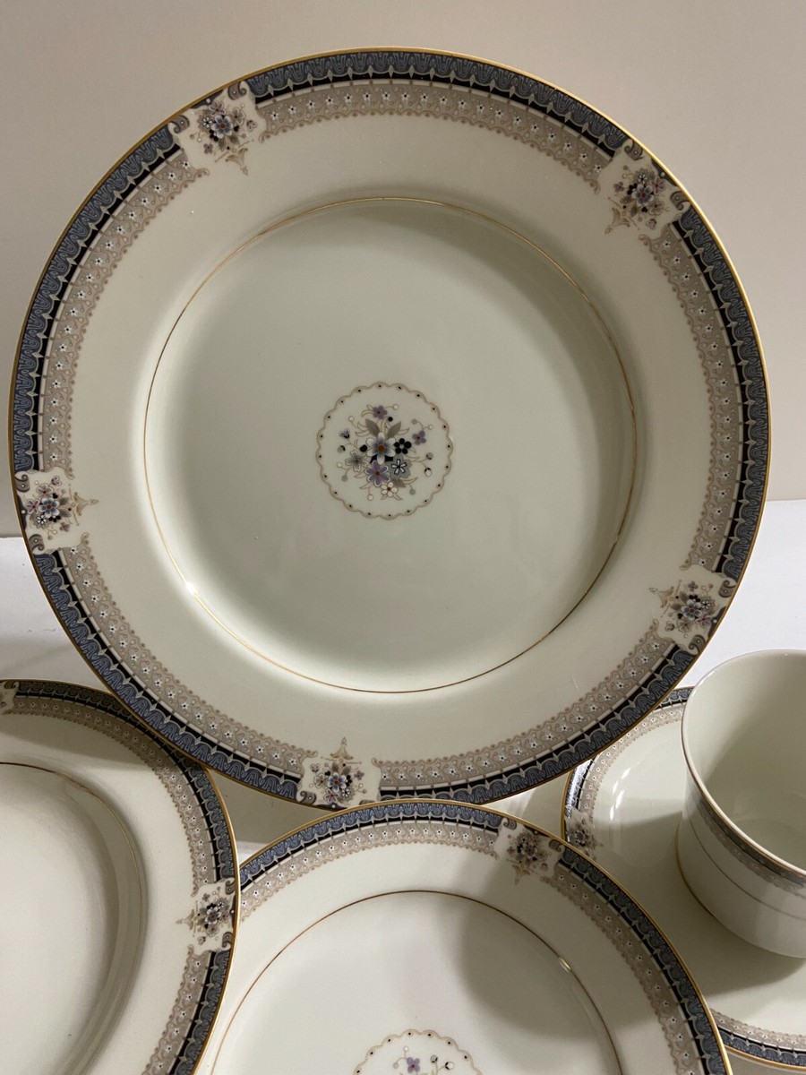 5 Piece Mikasa Tropez Grande Ivory Place Setting - L5504 - Japan