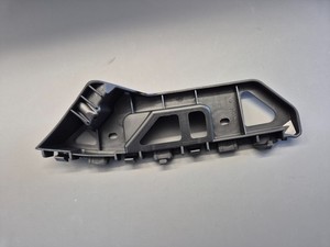 VW Caddy III 2K  Führungsprofil Halter  Stoßstange vorne links 2K5807183