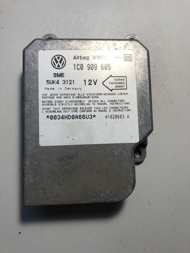 Volkswagen PASSAT B5 1999 Airbagsteuergerät 1C0909605 DRA892