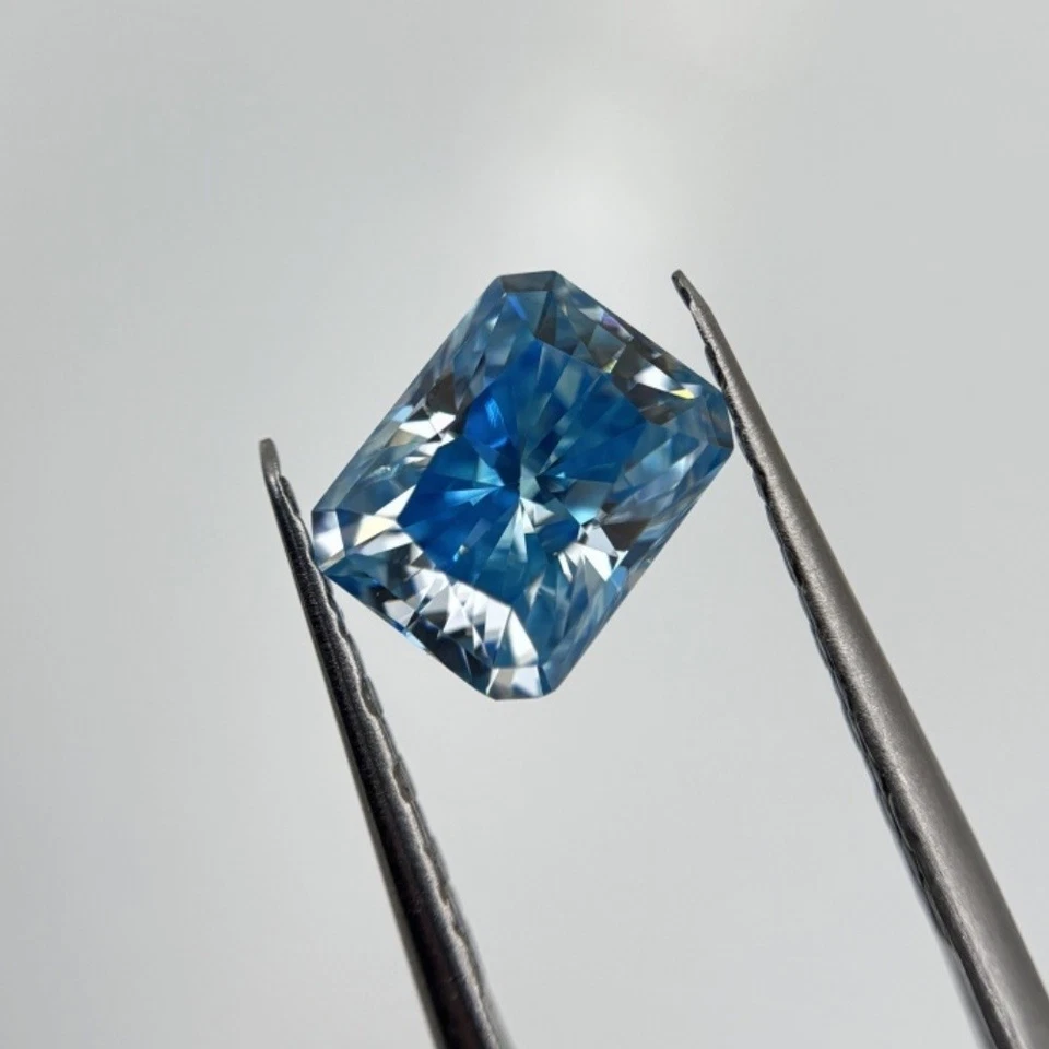 High Quality Radiant Cut Original Multi Color 1PCS 3x5mm-7x9mm Loose Moissanite - Image 4 of 4