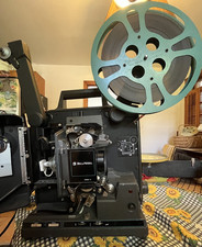 VINTAGE BELL HOWELL MODEL 2585 16mm FILMOSOUND PROJECTOR W/ PLUG, NEW LIGHT