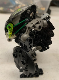 LEGO Bionicle Black Bohrok Nuhvok 8561 Complete Action Figure w/ Krana Mask 2002