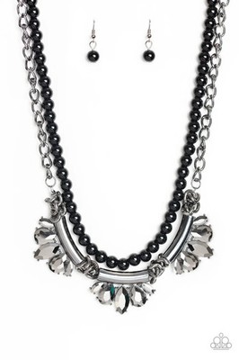 Paparazzi Jewelry  Bow Before the Queen  ~ Black Necklace & Earrings