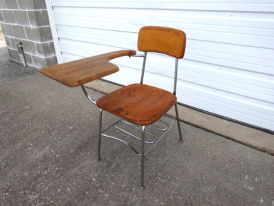 Vintage Mid-Century Modern Eames Era 1950s Heywood Wakefield School Desk & Chair