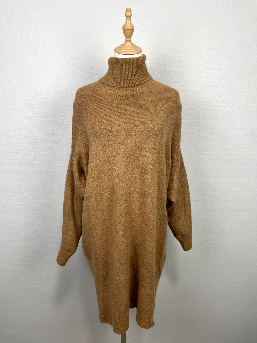 Alexandre Laurent Paris Relaxed Fit One Size Beige Knit Sweater