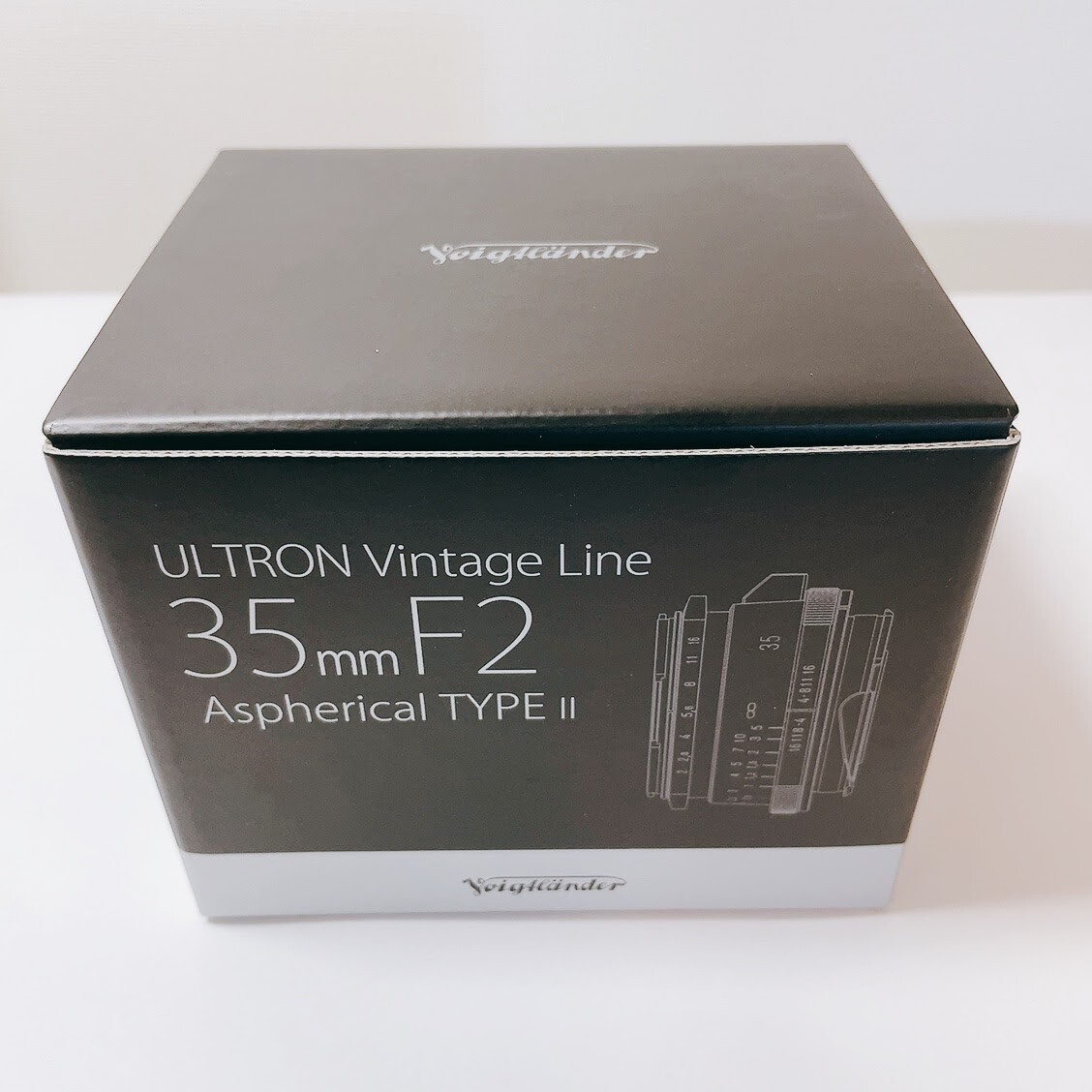 Voigtländer Ultron Vintage Line 35mm F/2 Aspherical II VM Lens