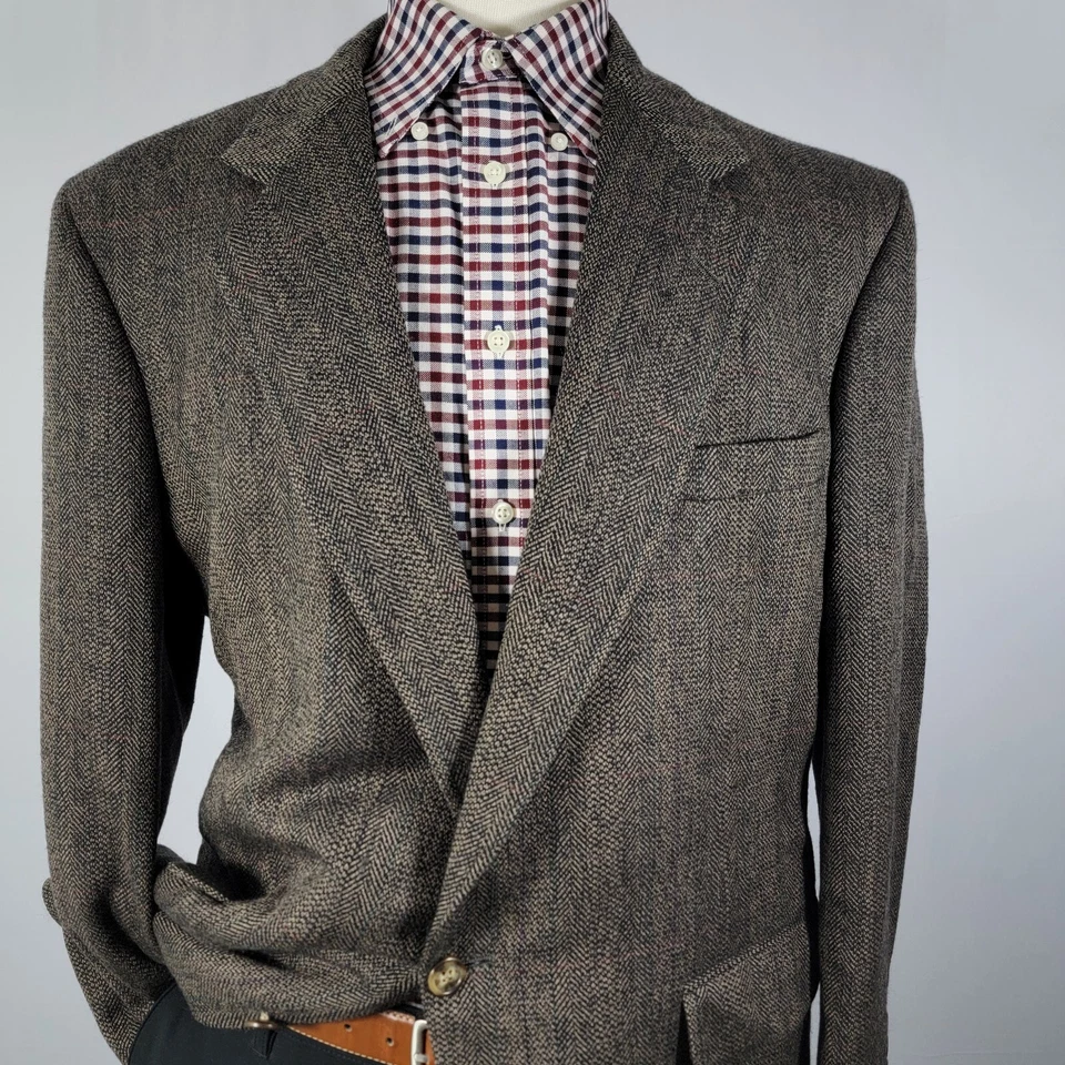 Abrigo deportivo de tweed parisino Corbin de colección para hombre dos botones marrón espiga talla 48R Foto 4 de 4