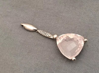 14K White Gold 29CT Checkerboard Trillion Cut Rose Quartz