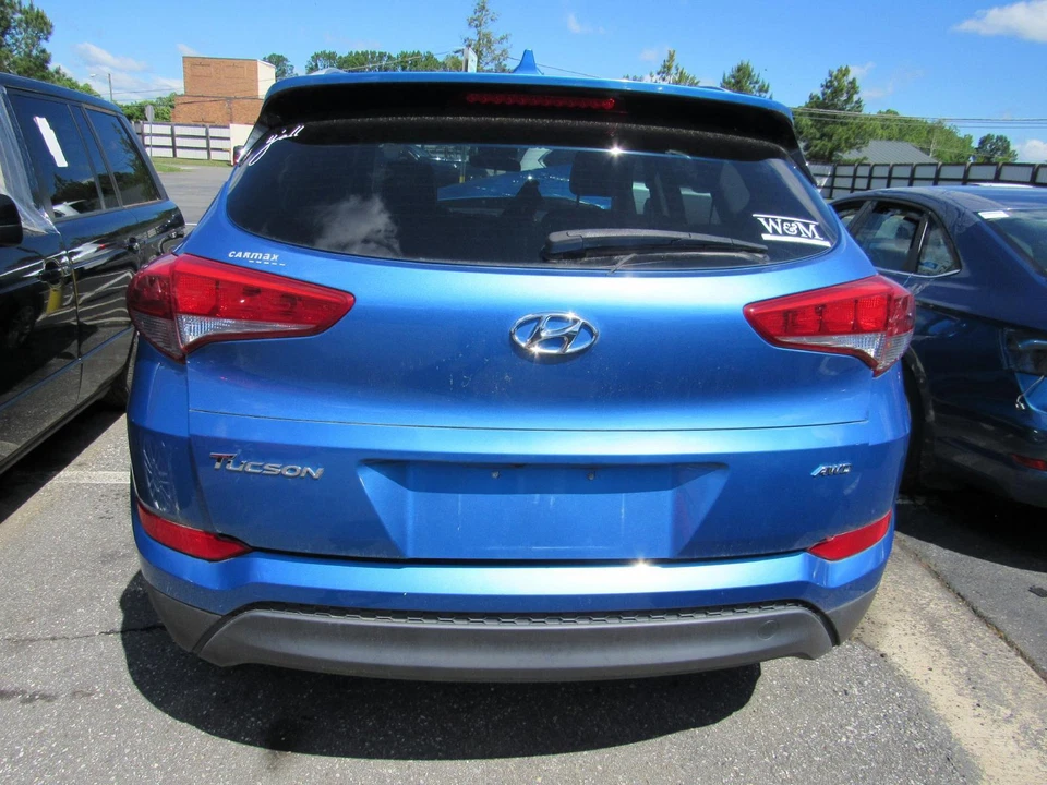 TAPA MALETERO HYUNDAI TUCSON 16 17 18 Foto 4 de 4
