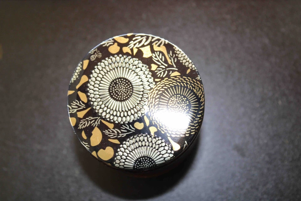 Luxury 8oz frosted embossed romantic starry sk electroplate candle jar metal lid - Image 4 of 4