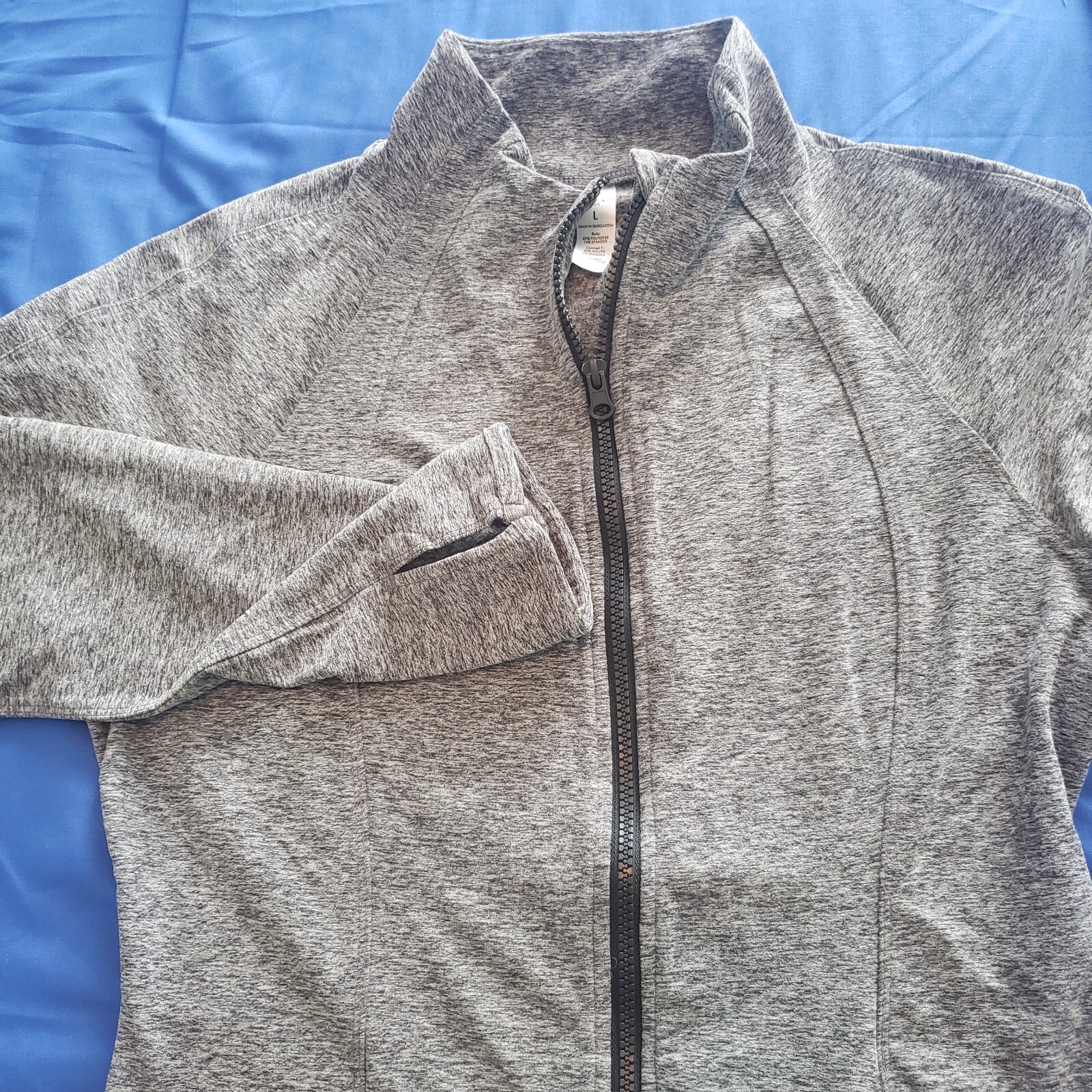 Yogalicious Lux Full Zip Athletic Jacket Size L Gray Stretch Thumbholes Run Yoga