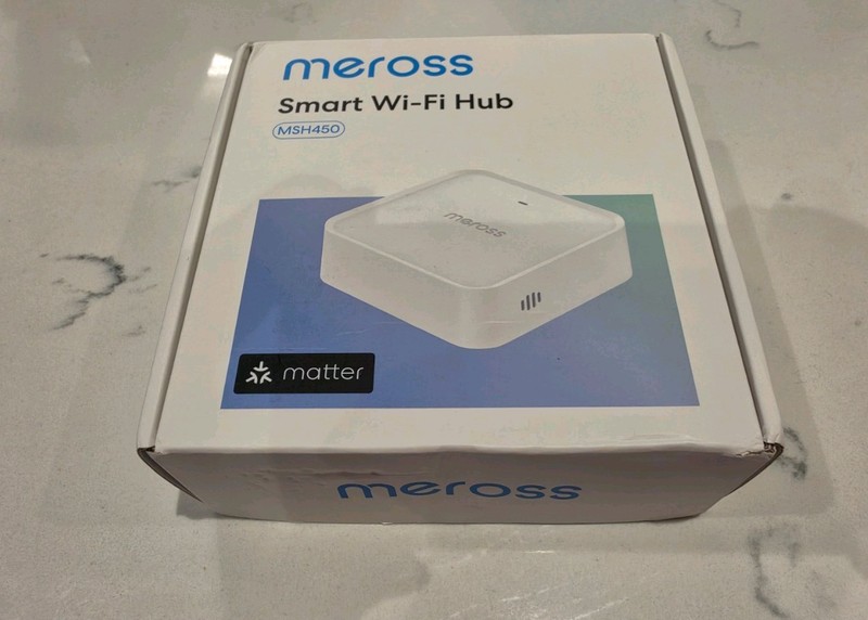 Meross MSH450 Smart Matter Hub with 110dB Alarm, Home Bridge white