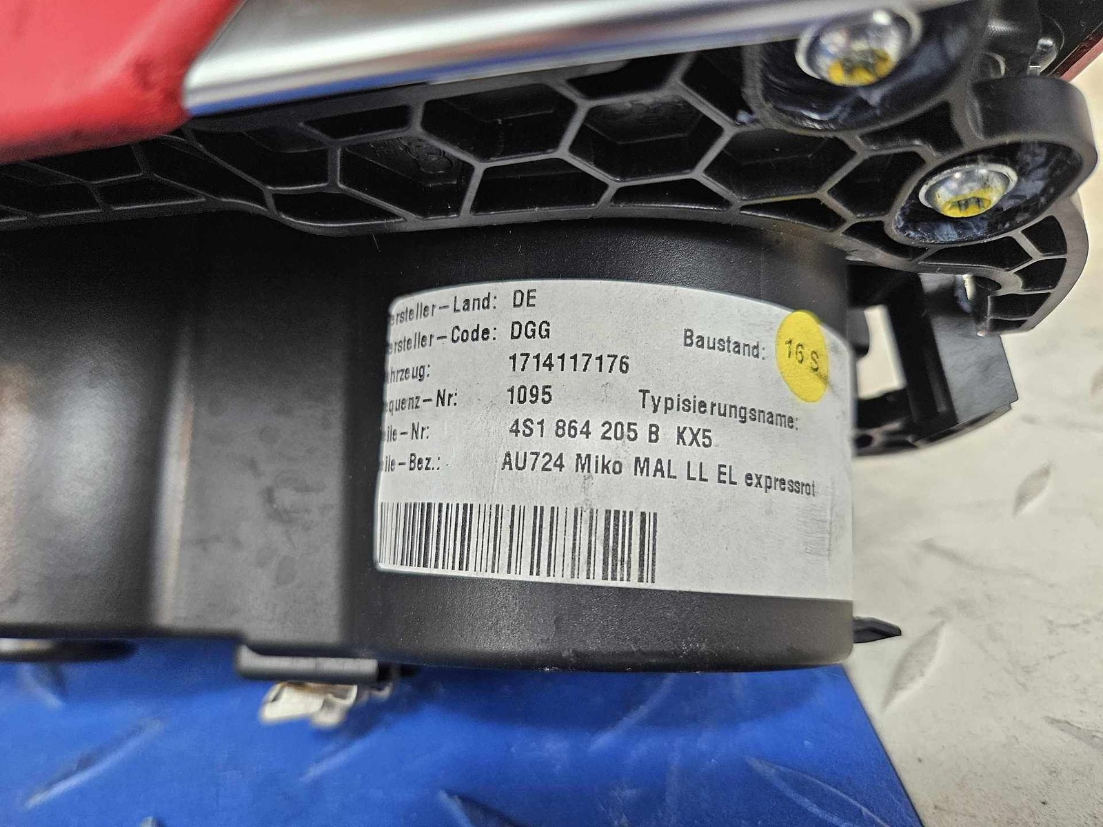 Audi R8 2017-2023 Rear Center console trim Red P/N 4S1864205B