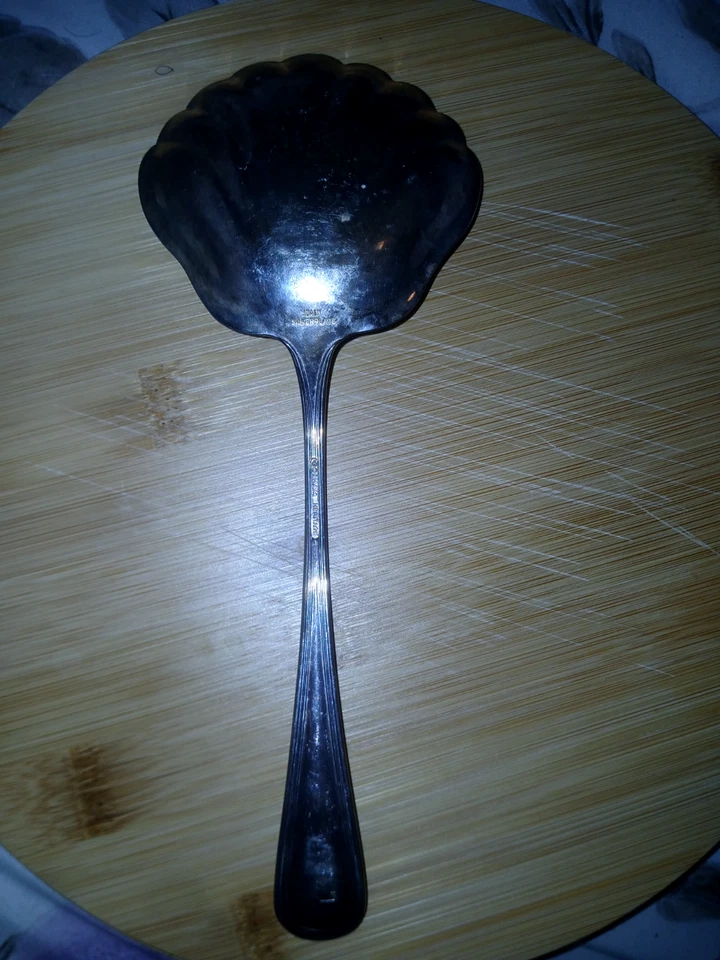 Colher de servir vintage Gorham “Heritage” concha de amêijoa baga  - Imagem 2 de 2