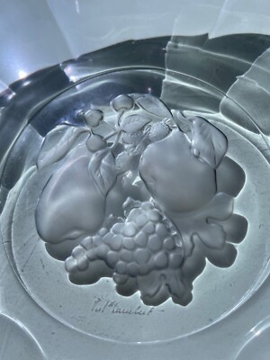SERVING PLATTER by VAL ST LAMBERT, RARE, 13'' SCALLOP RIM INTAGLIO FROSTED FRUIT