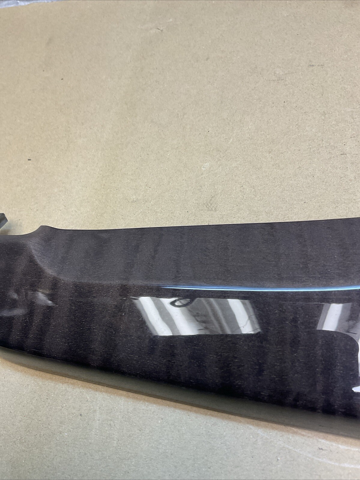Maserati Quattroporte 2014-2020 LEFT Trim molding P/N 670015105