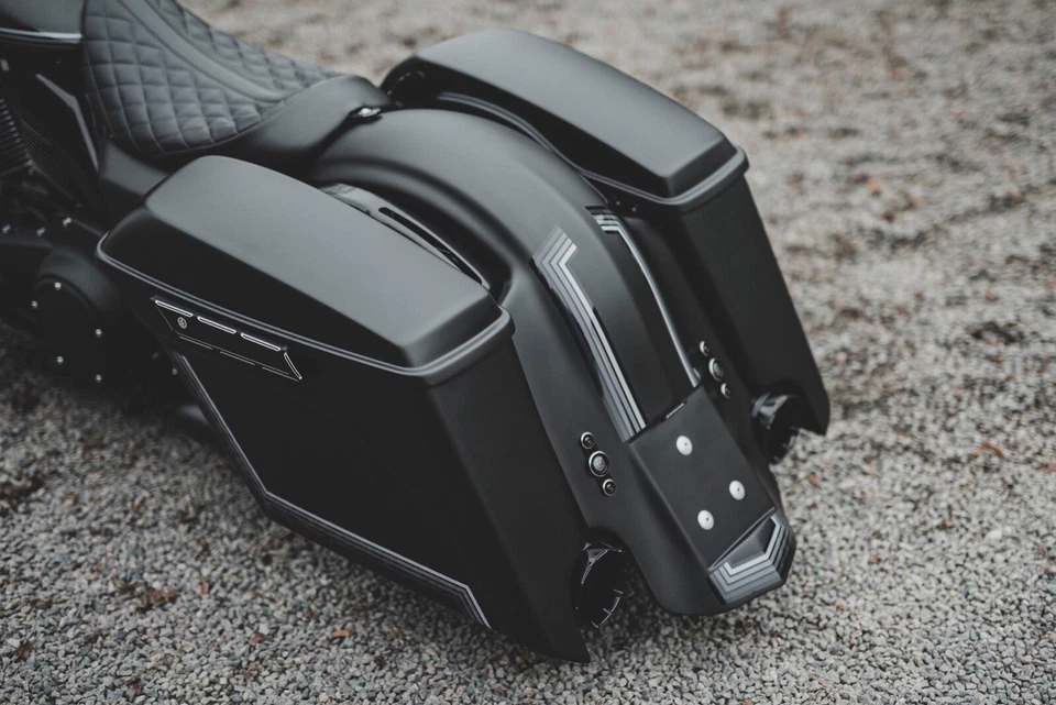 HARLEY-DAVIDSON "TUCKKER" RUNNING/BRAKE/TURN SIGNALS - TAILLIGHT TOURING BAGGER - Image 3 of 4