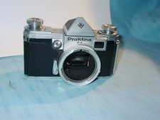 FOTOCAMERA ANALOGICA PRAKTINA II A