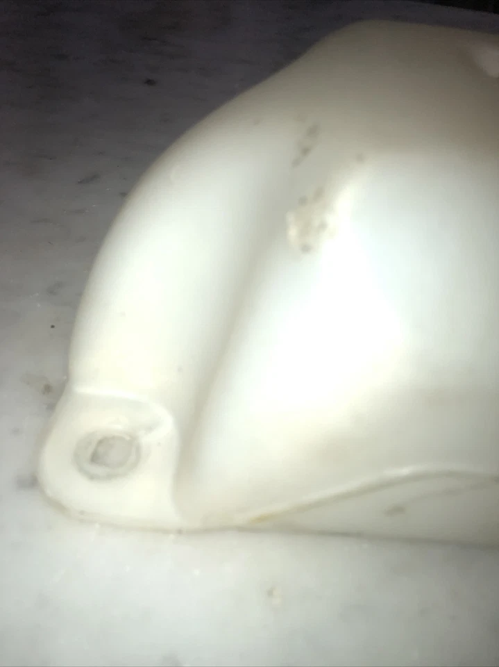 1990-1994 Plymouth láser maletero trasero lavadora líquido depósito tanque d34 Foto 2 de 4