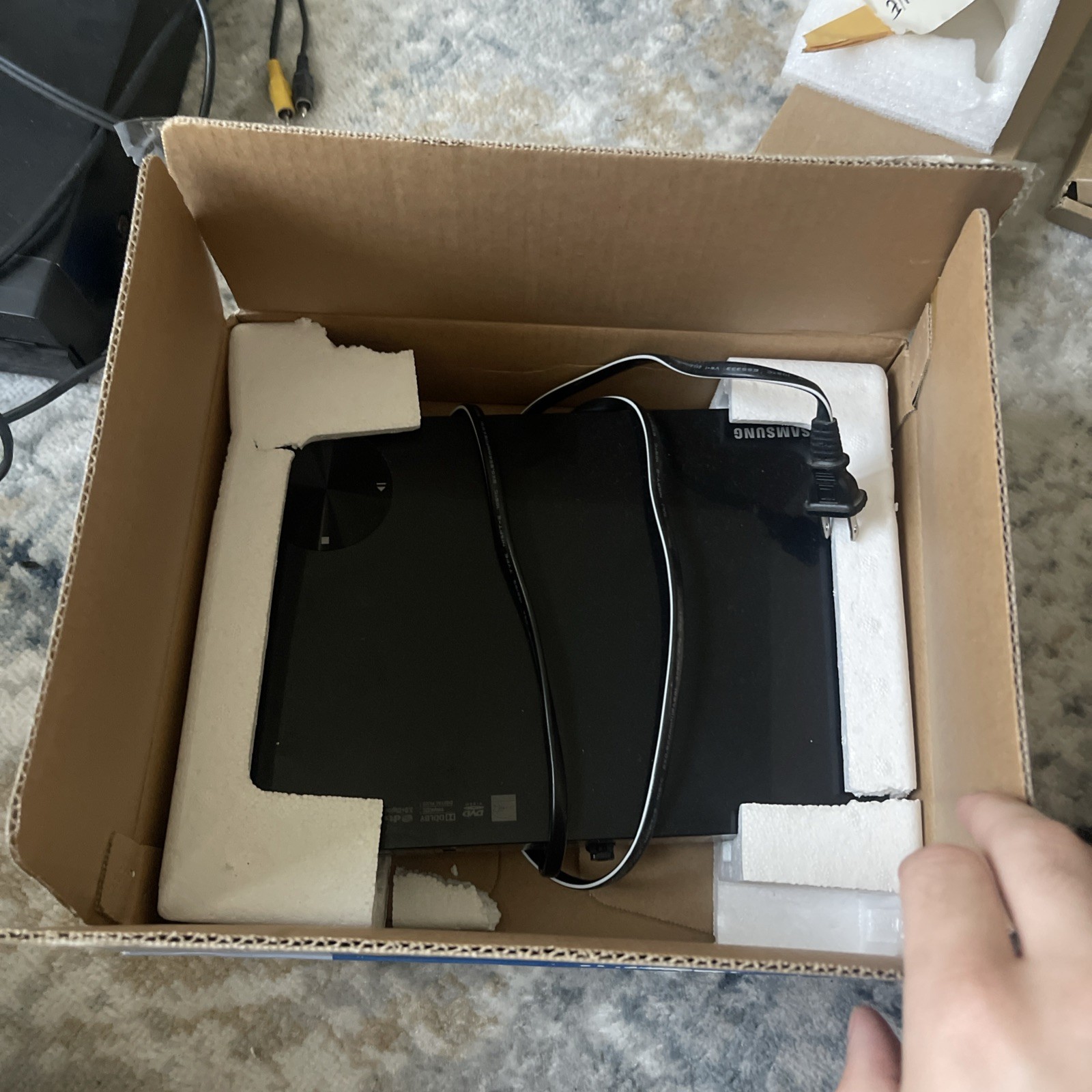 Wi-fi Hdmi 1080p Netflix Youtube (new)