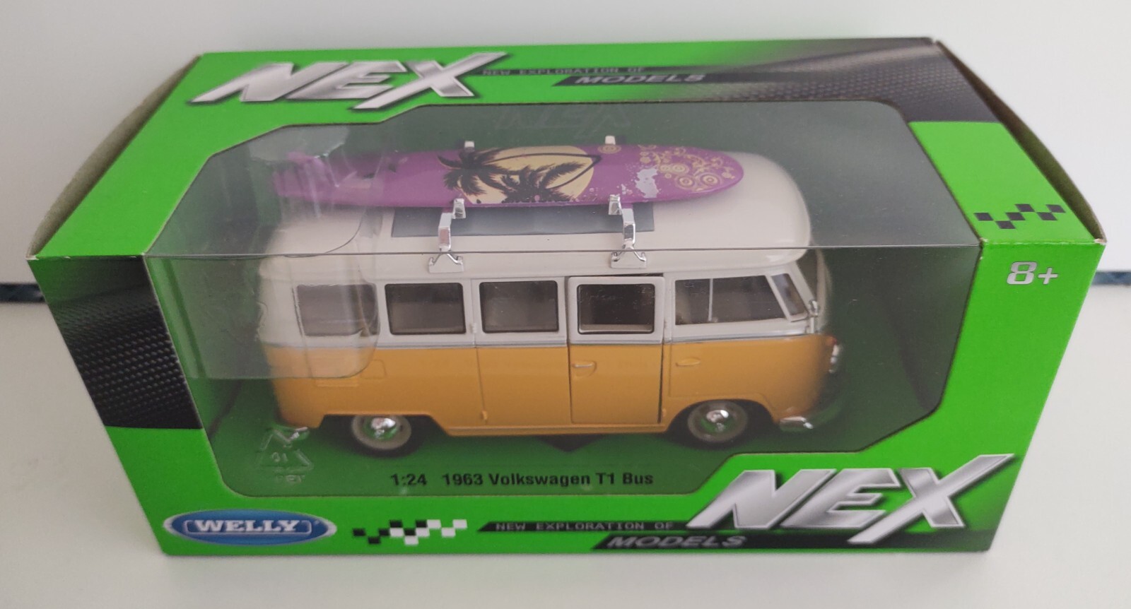 Welly - 1963 VOLKSWAGEN T1 BUS + surfboard - Die Cast Model Car - Scale 1:24