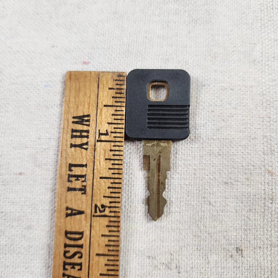 1 Factory Original Genuine Craftsman Tool Box Replacement Key 8217 - Image 3 of 3