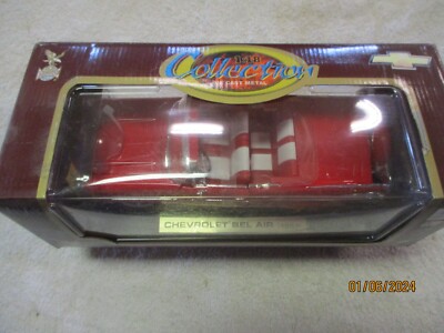 ROAD LEGENDS 1957 CHEVROLET BEL AIR CONVERTIBLE 1:18 DIECAST RED