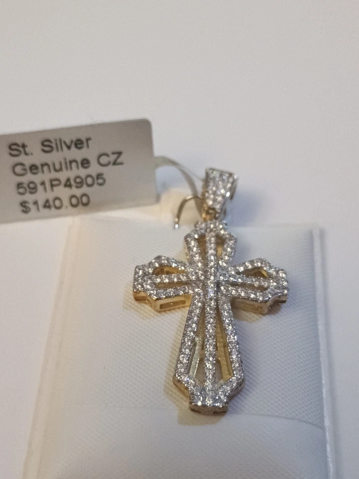 14K 镀黄金纯银 925 印章正品 CZ 圆形十字吊坠 — 第 2/4 张图片