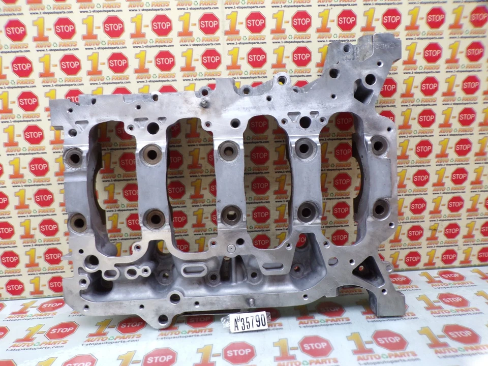 Honda Element 2003-2011 cárter de aceite del motor superior 11000-RAA-811 OEM Foto 2 de 4