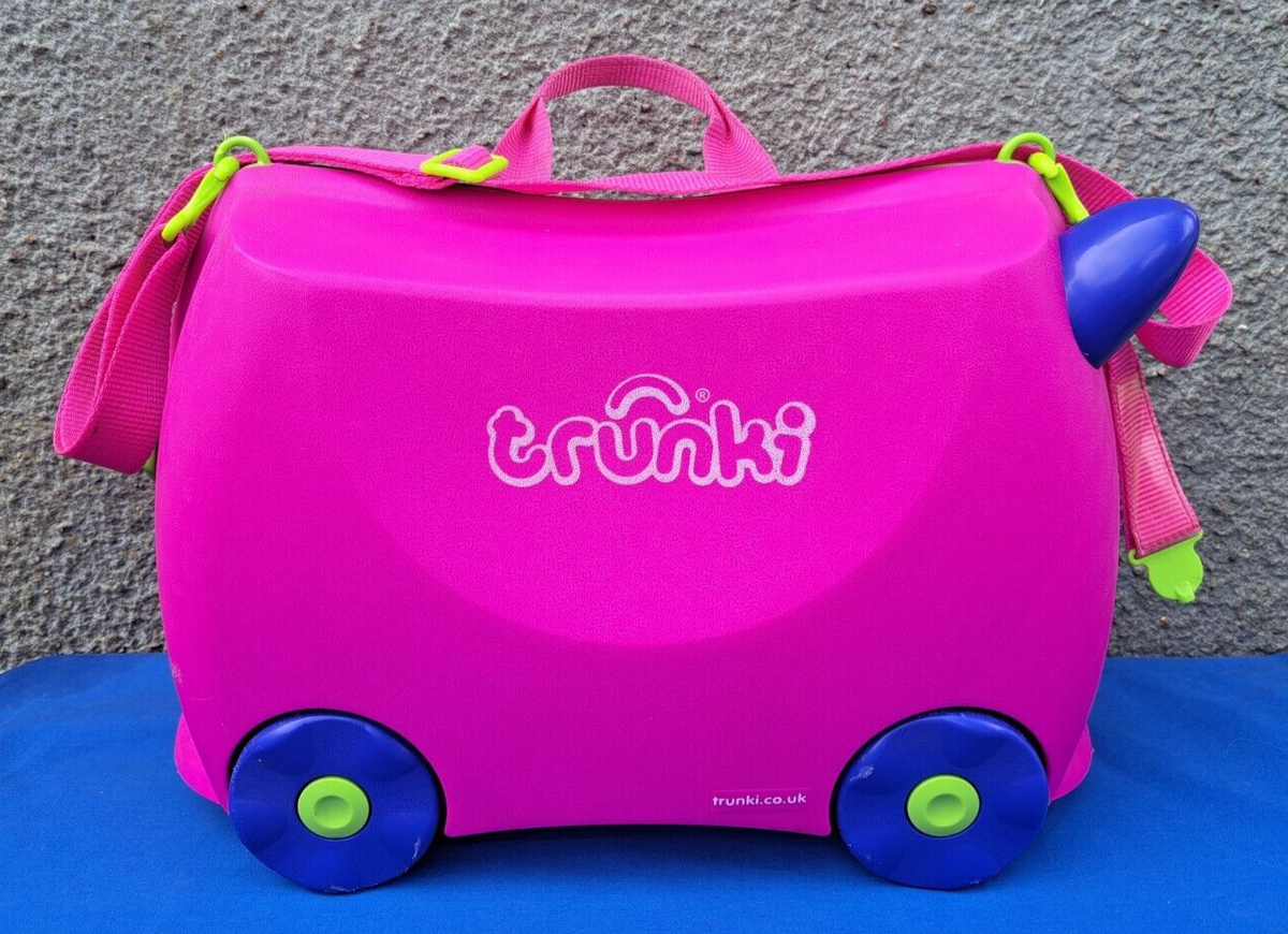 trunki animal luggage Animal Pink Trunki Trunki Pink Ride On UK