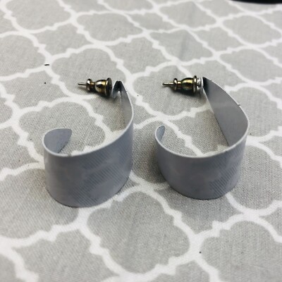Nice Long White/ Light Gray Metal Pierced Earrings Light Thick Bottom 1.5''