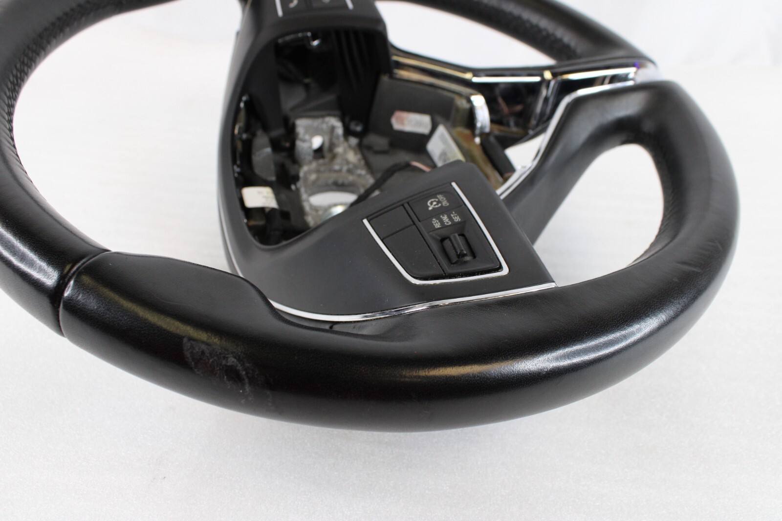 🚀 2014-2017 Maserati Ghibli Quattroporte Steering Wheel Leather Black OEM