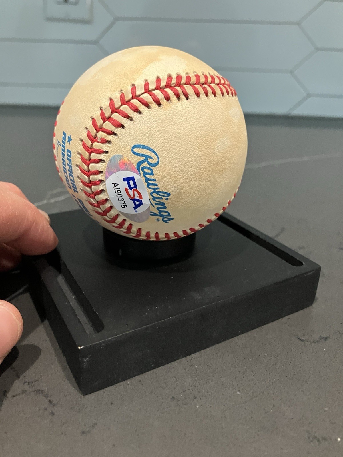 RARE PSA Mariano Rivera Signed Baseball HOF REALLY NICE PSA view 20