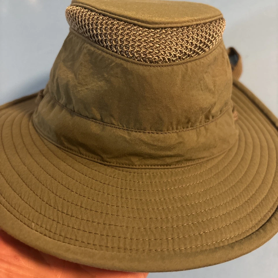 Tilley Airflo LTM5 Hat, Size 7-1/8, Olive Green, Great Condition - Image 4 of 4