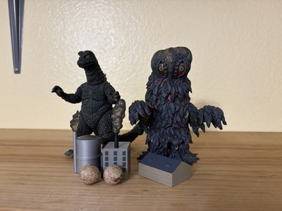 Mezco Godzilla vs. Hedorah 2 Figure Set With Buildings And Hedorah s Eggs