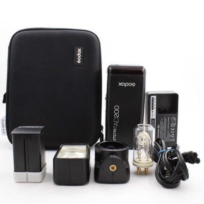 * USED * Godox AD200Pro TTL Pocket Flash Kit