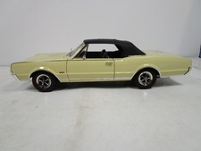Highway 61 118 Lt. Yellowblack 1967 Olds 442 Used Very Nice Issue Read