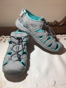 EDDIE BAUER Womenâs Mary Grey Sandals Water Shoes Leather Closed Toe Size 6 889260455665 | eBay