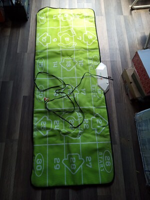 Plug And Play xtreme Fit Two-player Mat Pad  Has Stains See Photos ~ Trl3#2
