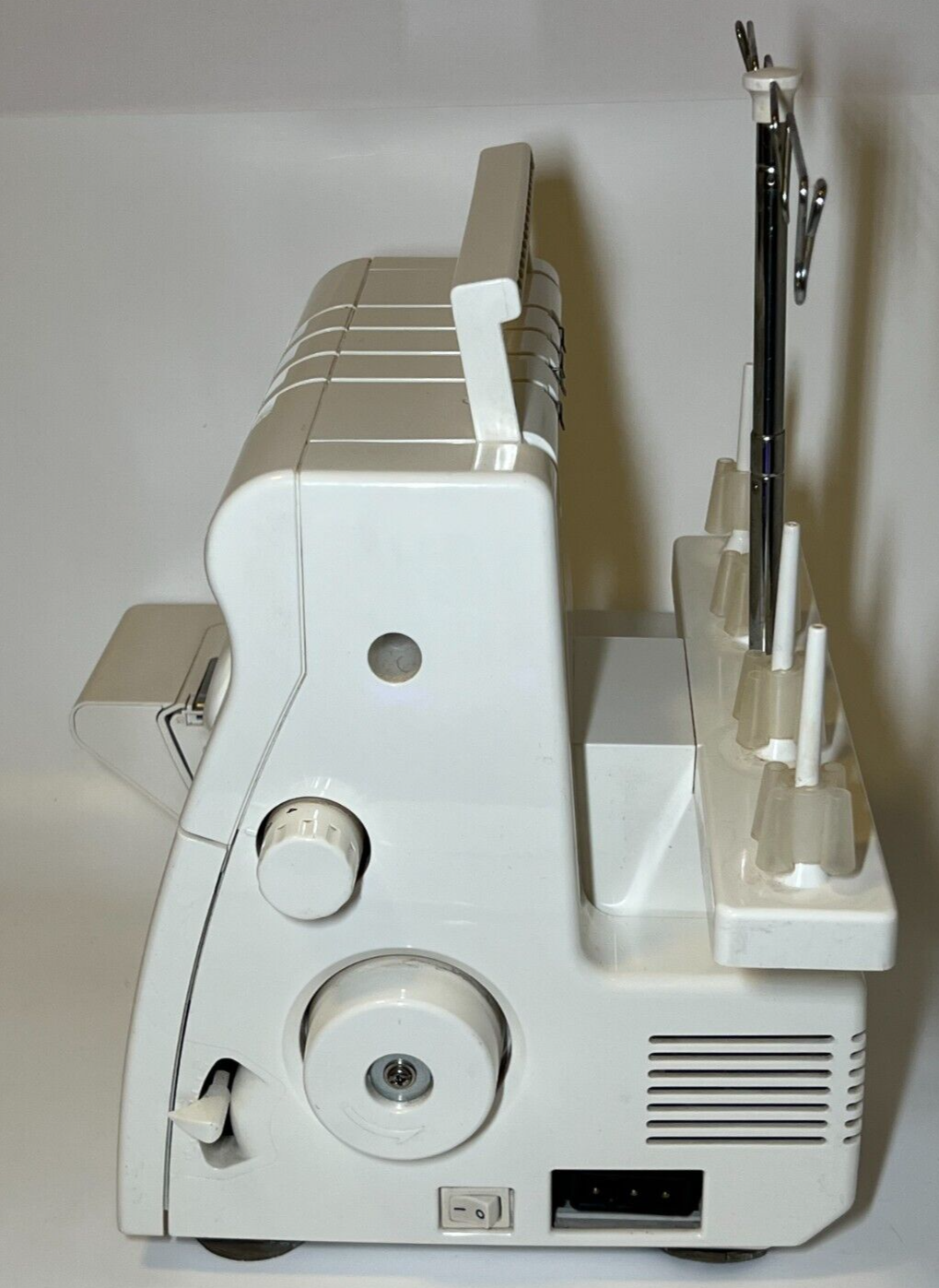 TESTED Singer 14SH654 Ultralock Serger Sewing Differential Feed with