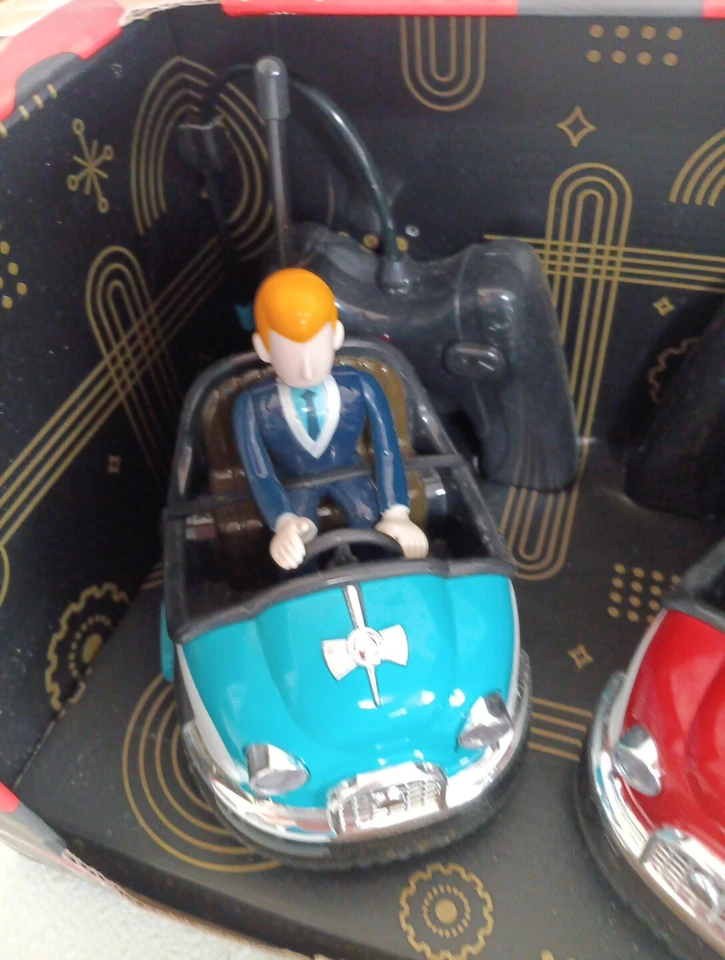 FAO Schwarz 2-Player Nostalgic Remote Control Toy Bumper Car Set - Image 2 of 4