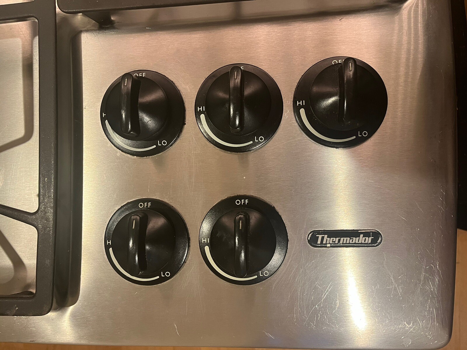 THERMADOR SGC36RS 36" GAS COOKTOP and THERMADOR CVS36RS 36" DOWNDRAFT