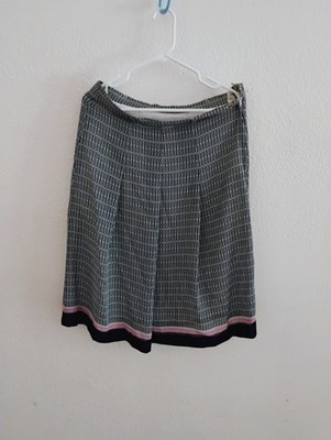 Women's Pleated Plaid Knee-Length Skirt, Gray with Pink & Black Hem