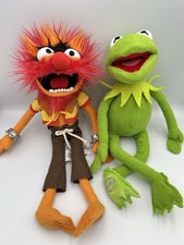 MUPPETS MOST WANTED KERMIT FROG ANIMAL DRUMMER 18 INCH PLUSH DISNEY STORE LOT