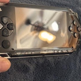 Sony PlayStation PSP 1000Console with Charger/New Battery Region Free