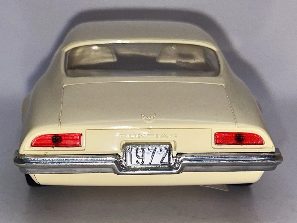 MPC STORE DISPLAY Promo 1972 Pontiac Firebird 2Dr HT 1/25 White FN-VF+ - Image 4 of 4