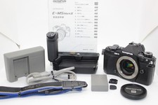 OLYMPUS OM-D E-M5 Mark II Black Set Working